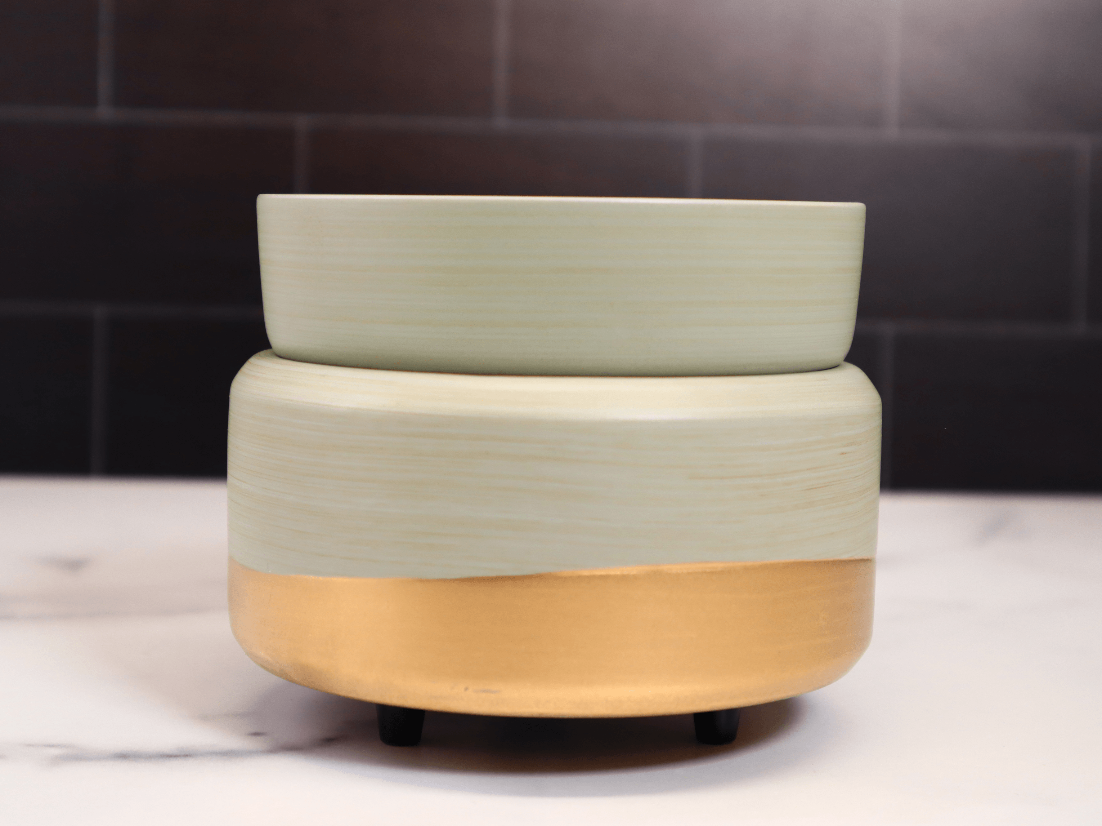 Wax Warmers Savage Candles Gold and grey